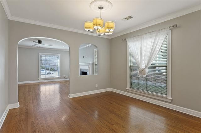 Building Photo - 7115 La Vista Dr