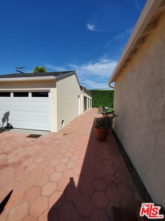 Building Photo - 11286 Hayter Ave