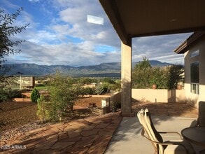 Building Photo - 5715 E la Privada Dr