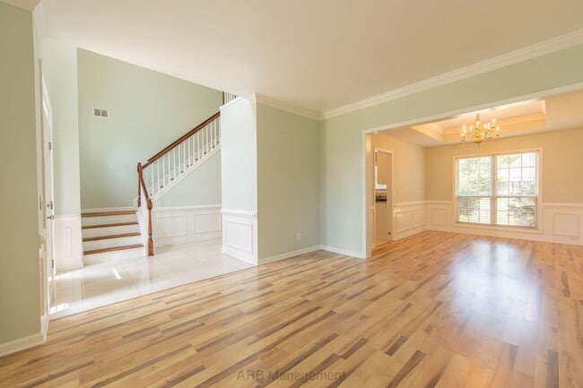 Building Photo - Beautiful 4-Bedroom Home in Desirable East Cobb – Prime Marietta Location!