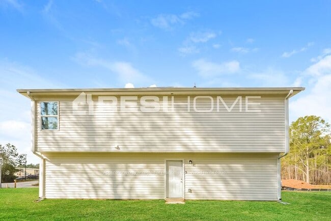Building Photo - 40 Pommel Ct
