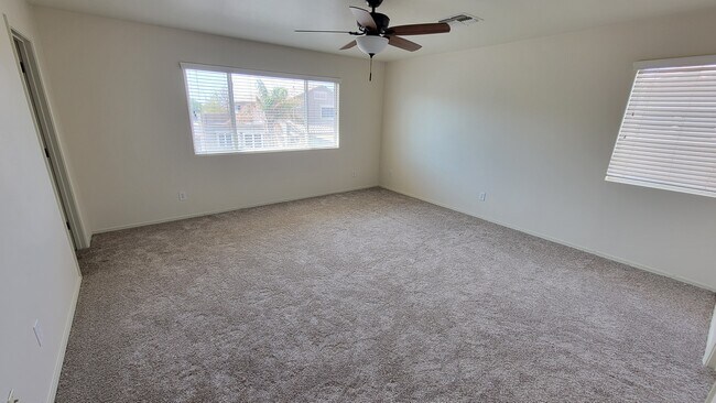 Building Photo - 4437 E Firestone Dr