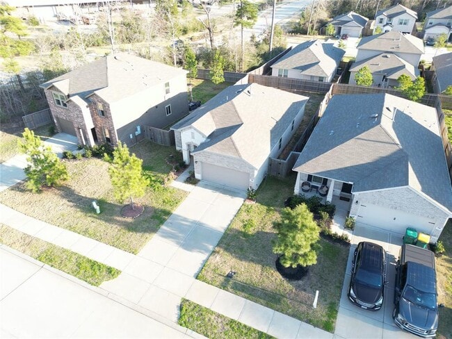 Building Photo - 118 Ashwood Glade Dr