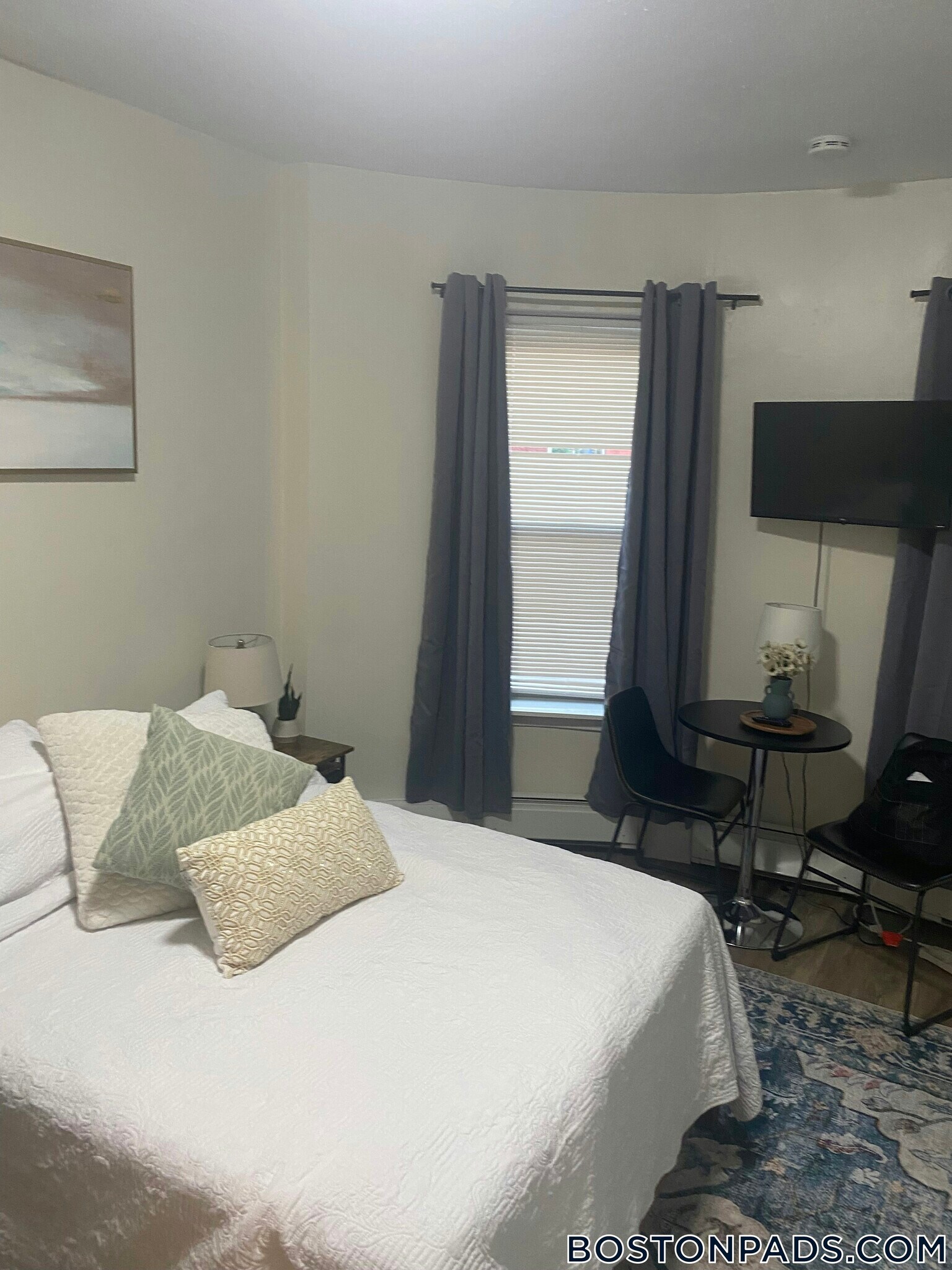 Building Photo - 10 Wait St