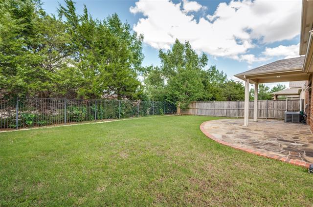 Building Photo - 5996 Clearwater Dr