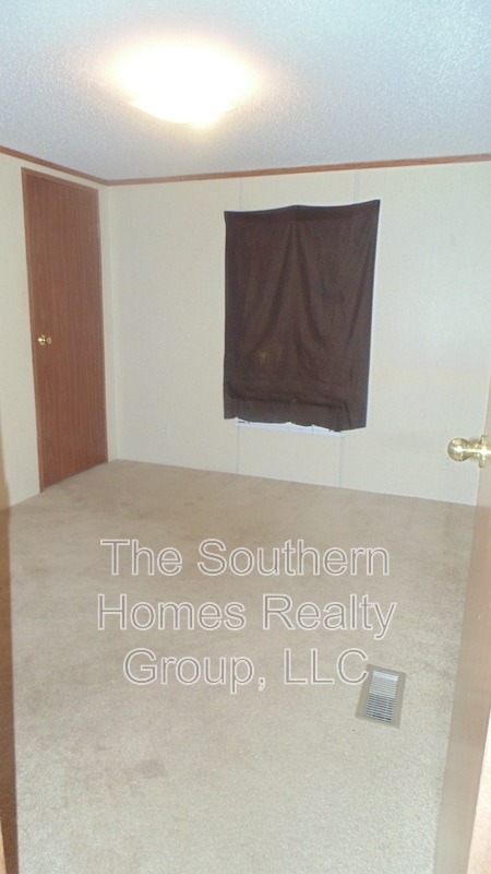 Building Photo - 1430 Hammerhill Rd