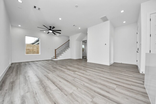 Building Photo - 1816 West St