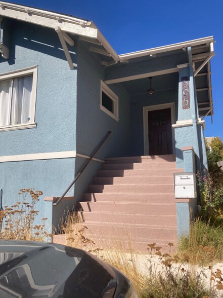 Primary Photo - 305 Hanover Ave