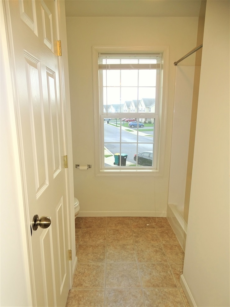 Building Photo - 197 Linda Sue Ln