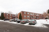 Building Photo - Riverwood Apartments