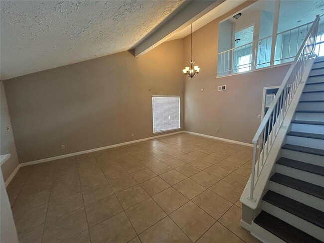 Building Photo - 13507 White Cliff Dr