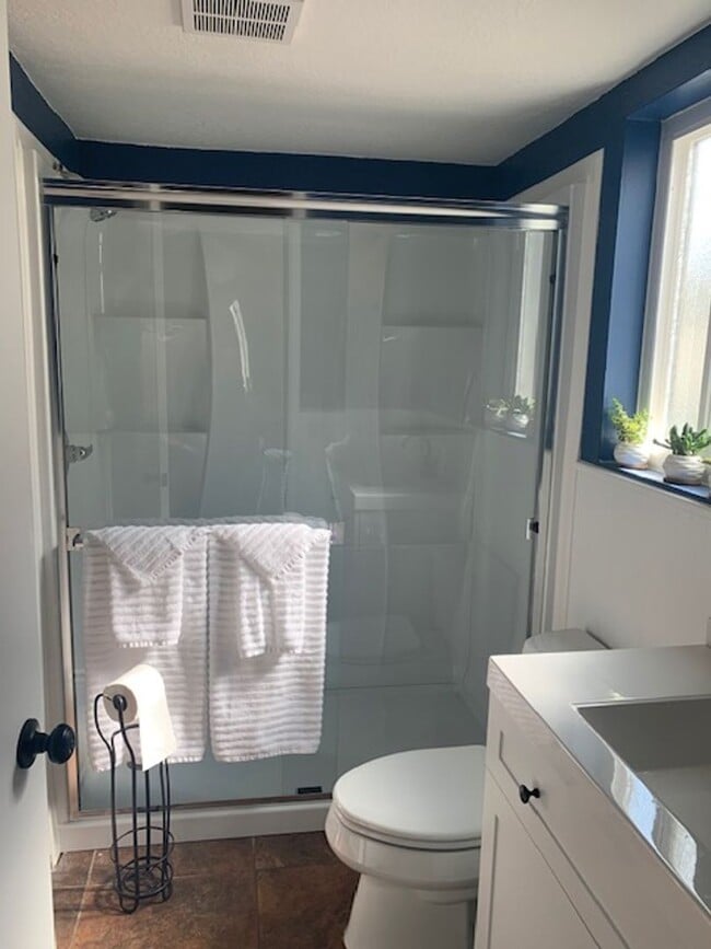 Building Photo - Beautiful 4 Bedroom, 3 Bathroom Home in Redlands