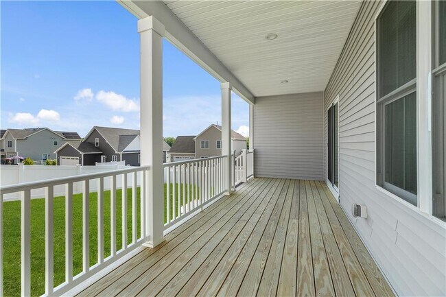 Building Photo - 231 Seawynds Dr