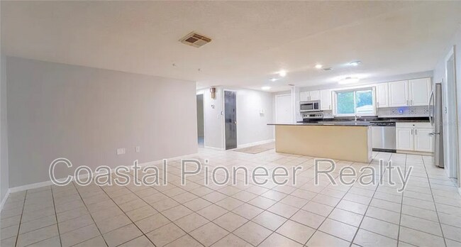 Building Photo - 7713 Heather St