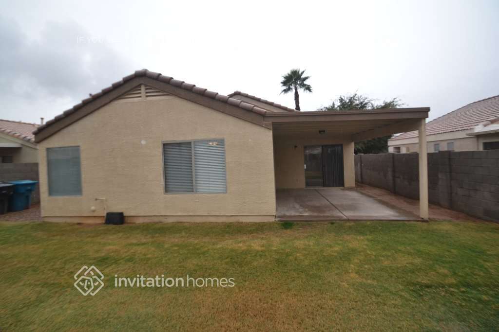 Building Photo - 1710 E Palo Blanco Way