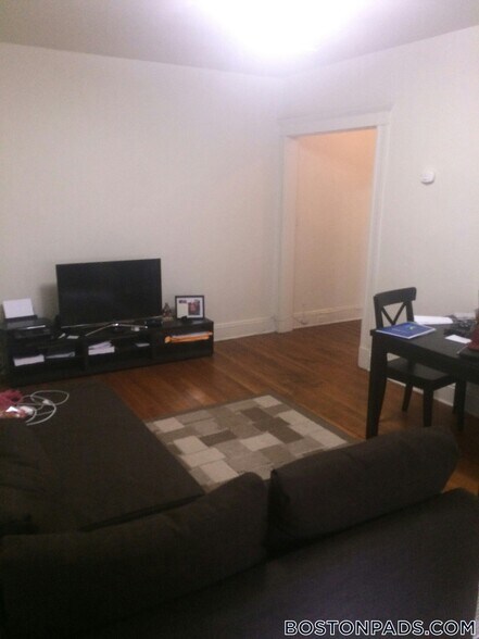 Building Photo - 1638 Commonwealth Ave