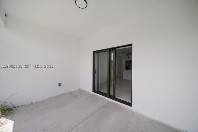 Building Photo - 4746 27th St SW