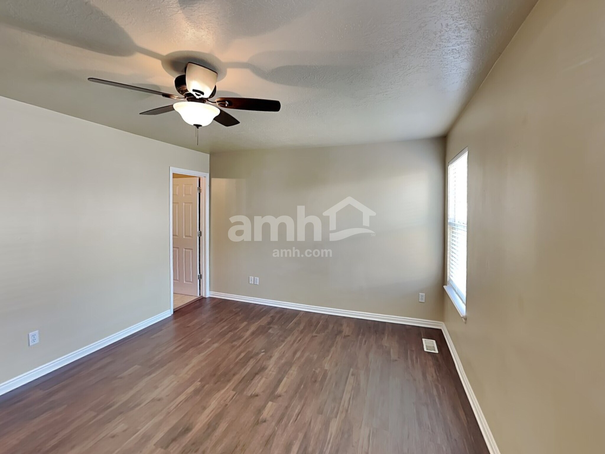 Building Photo - 4091 Lake Mountain Dr