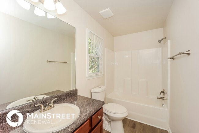 Building Photo - 4141 Macduff Dr