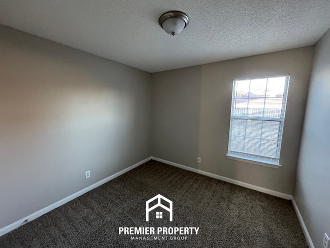 Building Photo - 4252 Elysian Dr