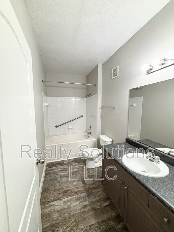 Building Photo - 19914 Villa Creek Dr