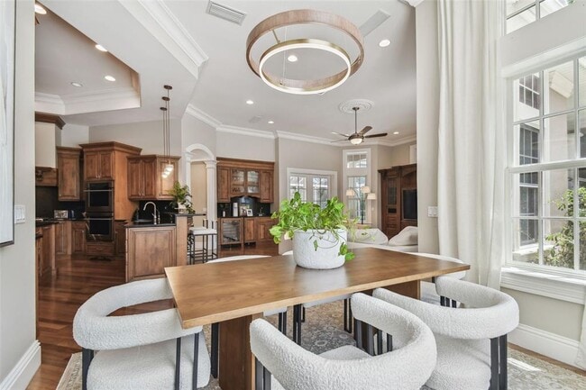 Building Photo - 704 Berrocales De Avila