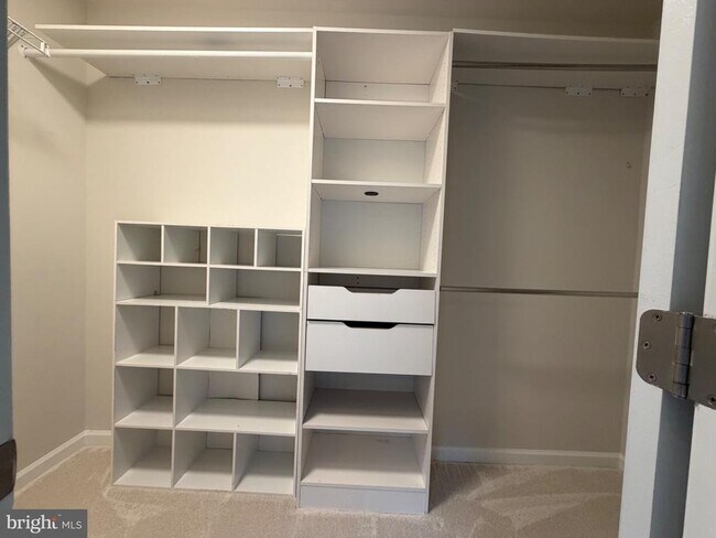 Building Photo - 25333 WAKESTONE Ter