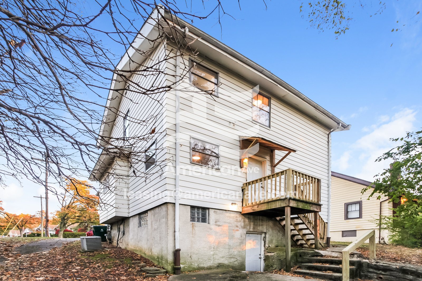 Building Photo - 3619 Norwich Ave