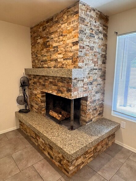 Decor Fireplace - 1448 E Carmelita Dr