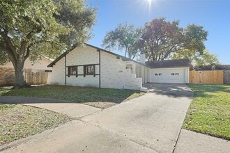 Building Photo - 12939 Westhorpe Dr