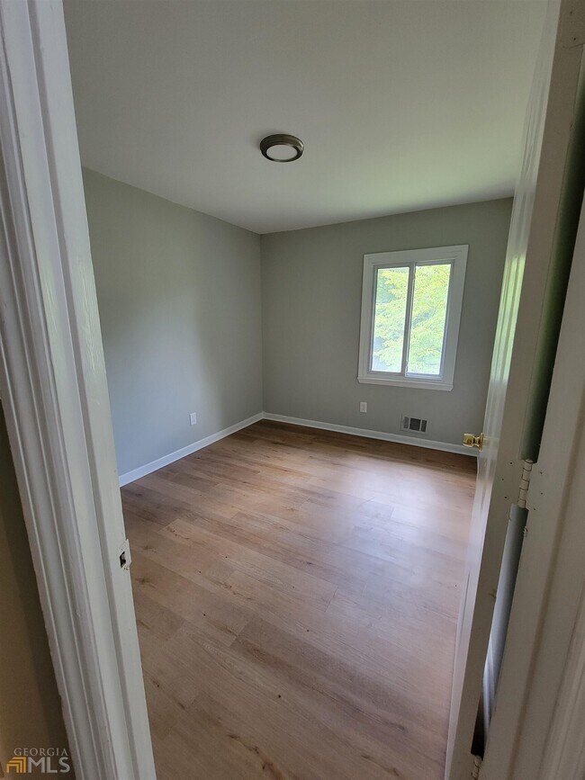 Building Photo - 6628 Stark Ct