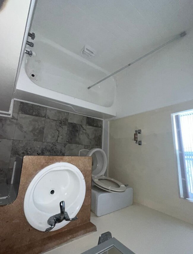 Building Photo - 2723 Glenn Hills Ct