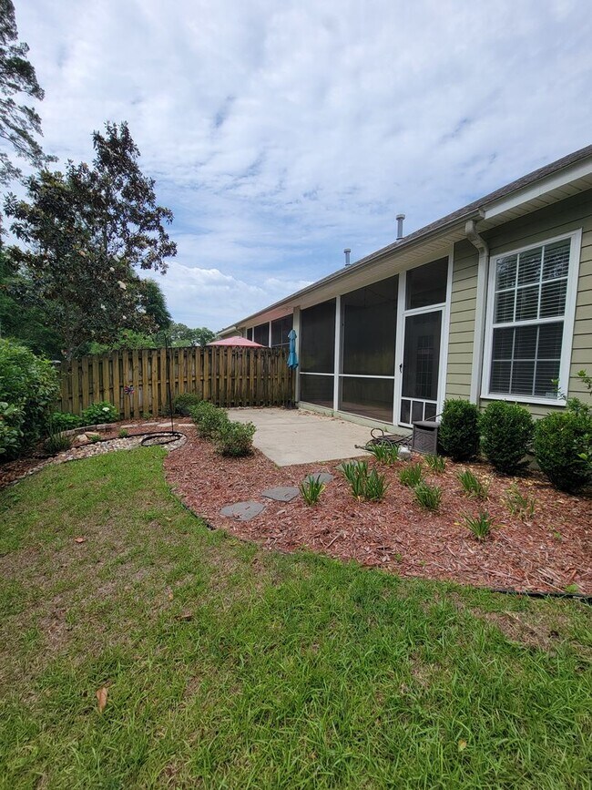 Building Photo - 3 bedroom home for rent off Miccosukee Rd ...