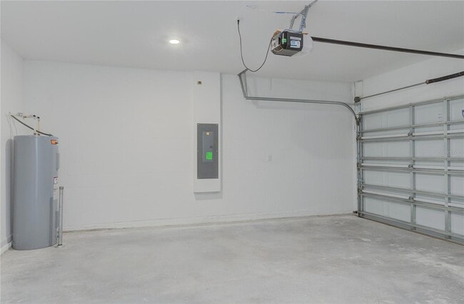 Building Photo - 1492 Cumberland Ave