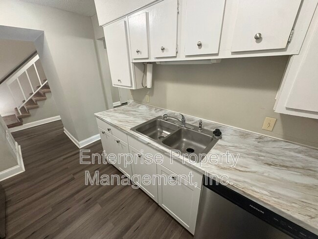 Building Photo - 8176 Harley Sq.