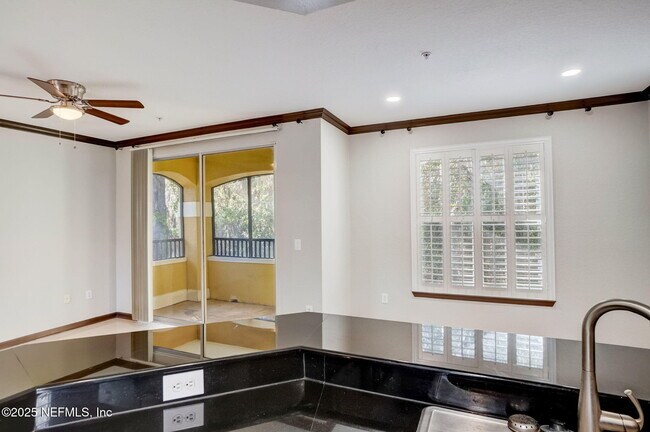 Building Photo - 8539 Gate Pkwy W