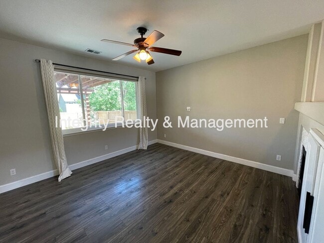 Building Photo - 10400 Tracewood Ct