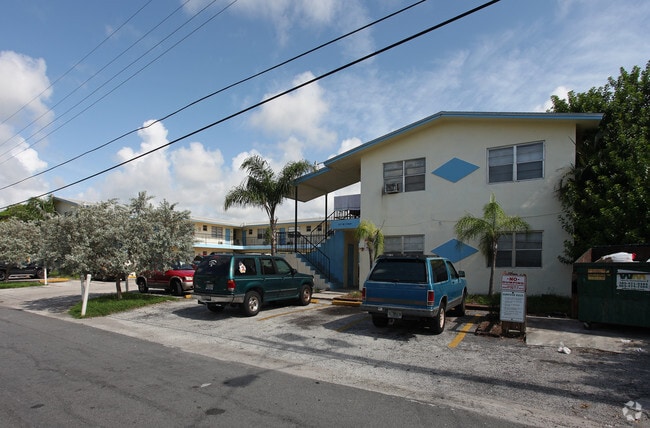 Building - 329 NW 7th St