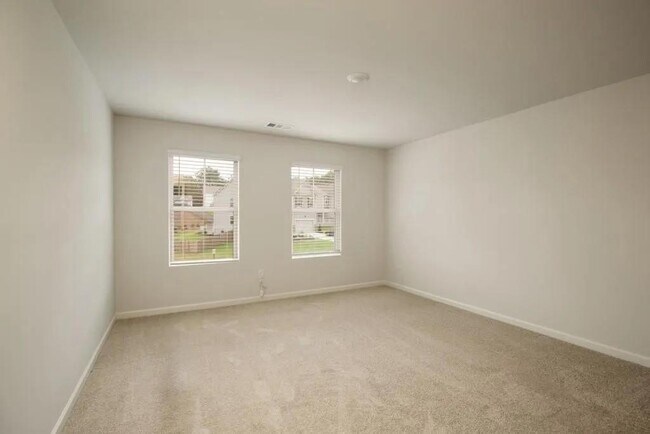 Building Photo - 101 White Cedar Dr