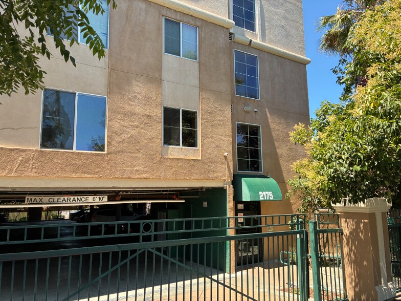 Primary Photo - 2175 California St