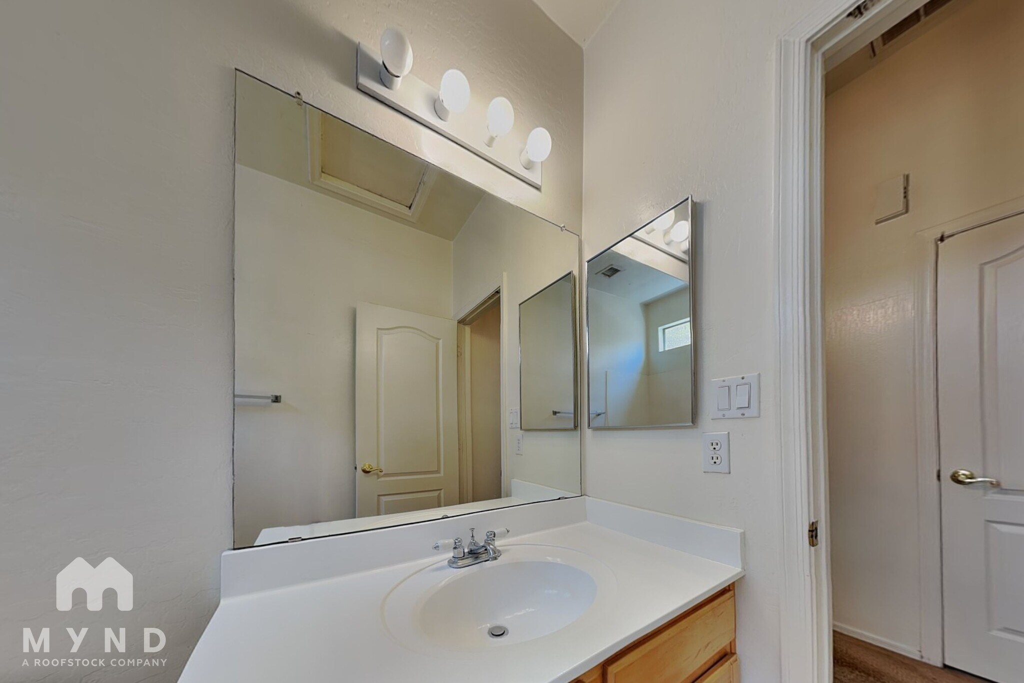 Building Photo - 21627 N 89th Dr