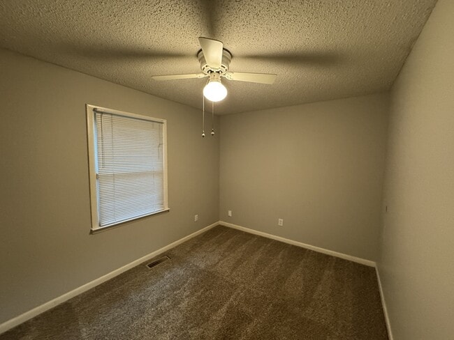 Building Photo - 201 Kirkwood Dr