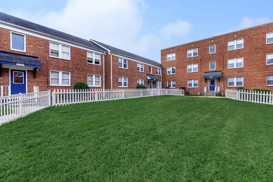 Highland Ridge 1201 Benning Rd Capitol Heights MD 20743 Apartment