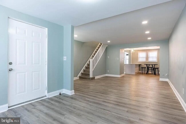 Building Photo - 6519 Dorel St