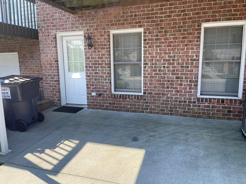 Building Photo - 515 Northwynd Cir