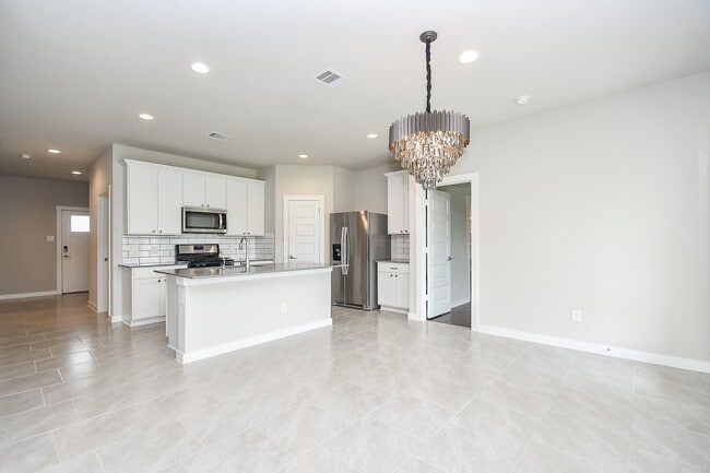 Building Photo - 3831 Sparkman Ln