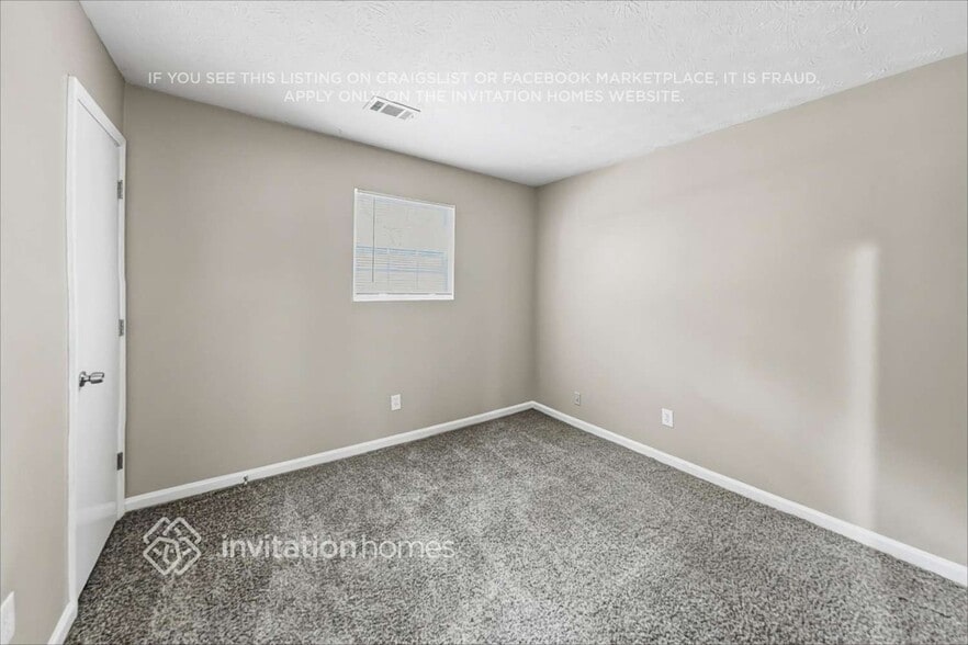 Building Photo - 84 Birch Rill Dr