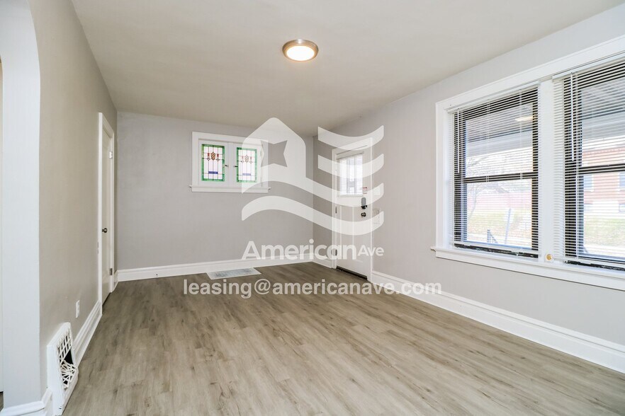 Building Photo - 4234 Oregon Ave