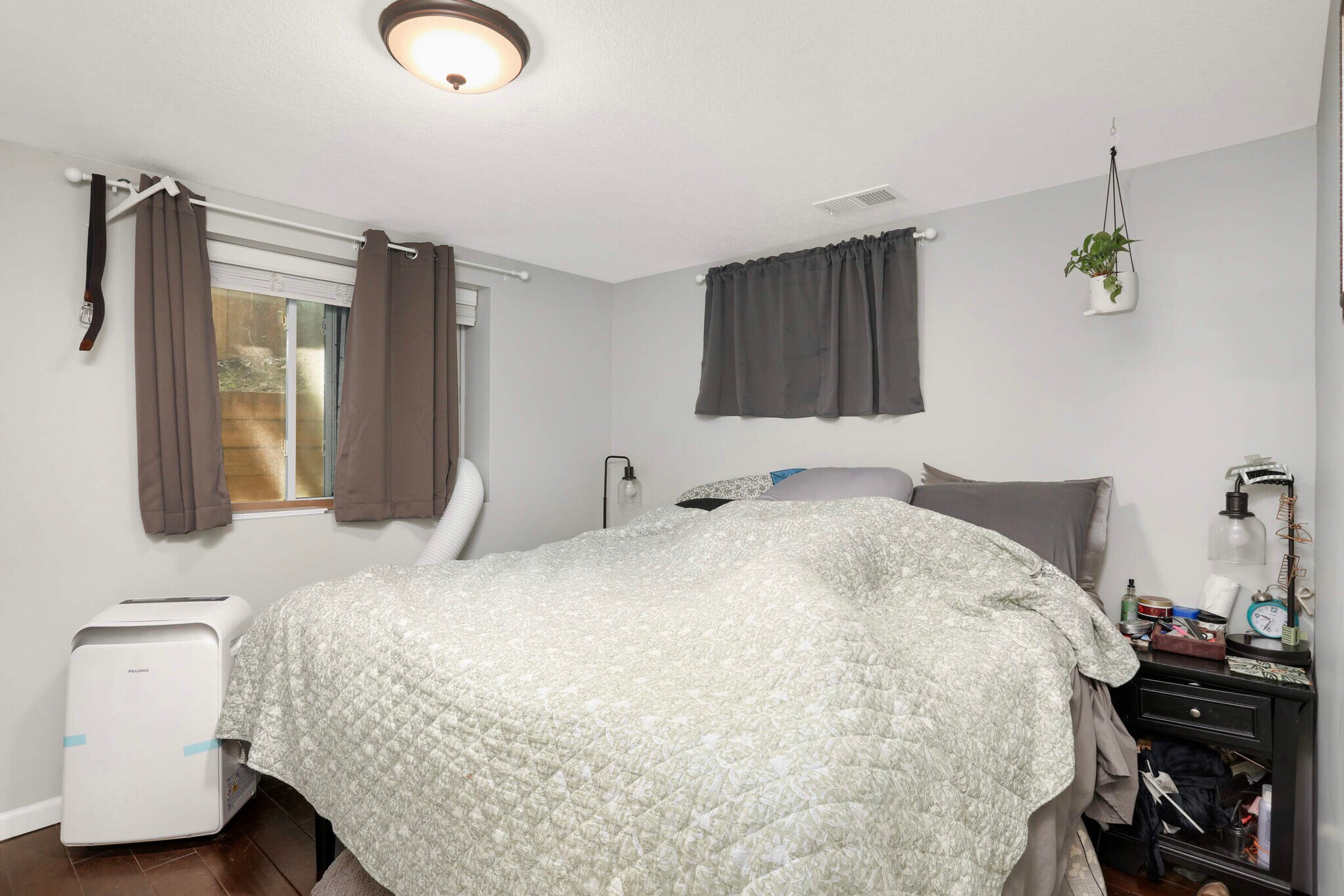 Primary bedroom - 14710 13th Ave N
