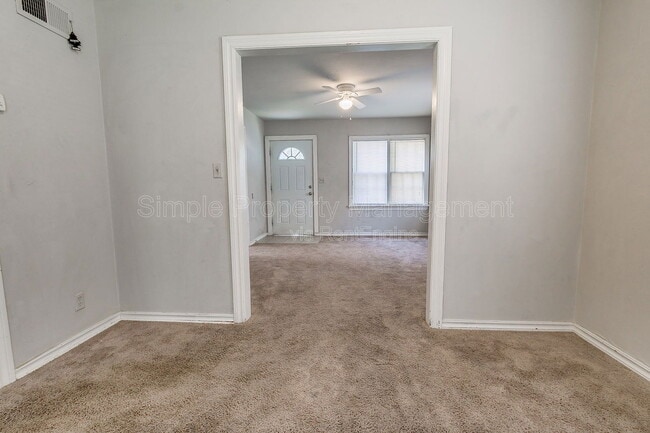 Building Photo - 7107 NW 39th St